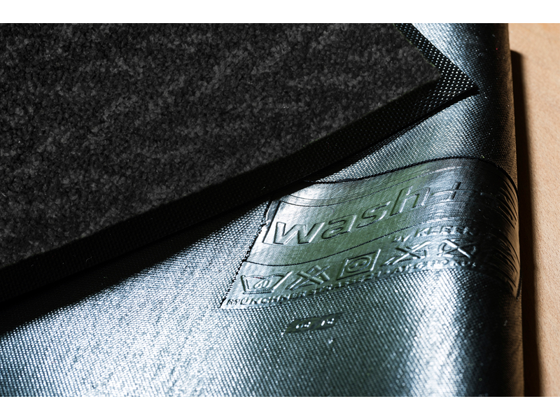 Revive Duo Charcoal wash + dry Matte