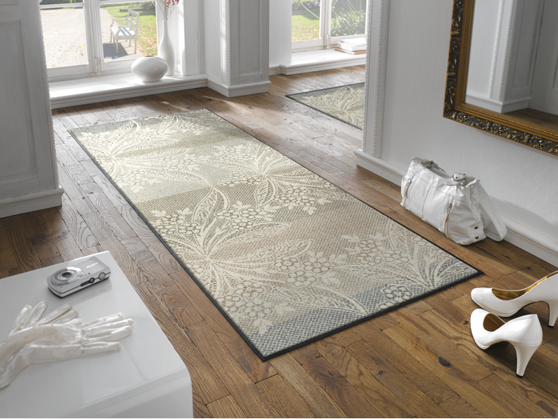 Floral Lace wash + dry Matte